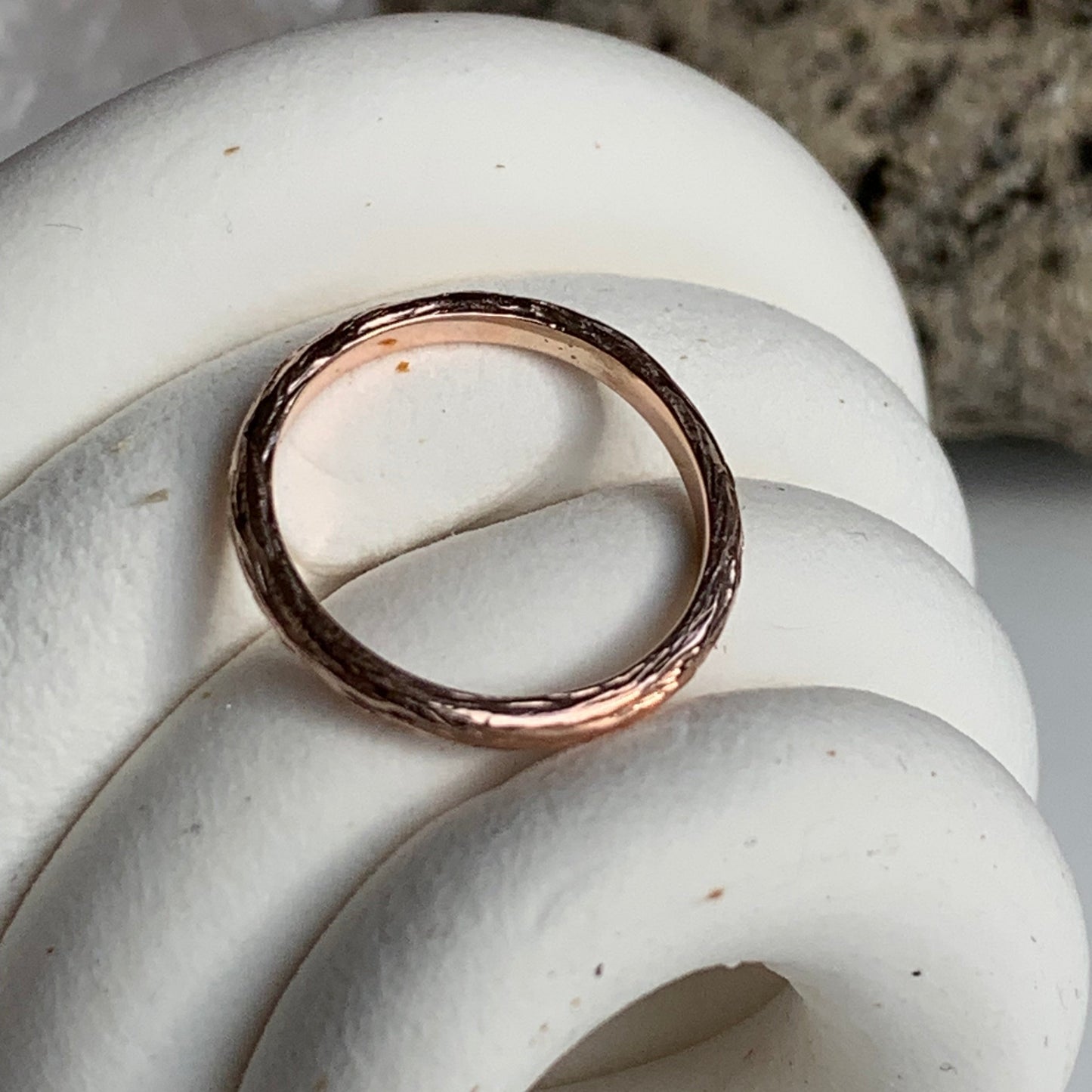 tree bark ring in rose gold