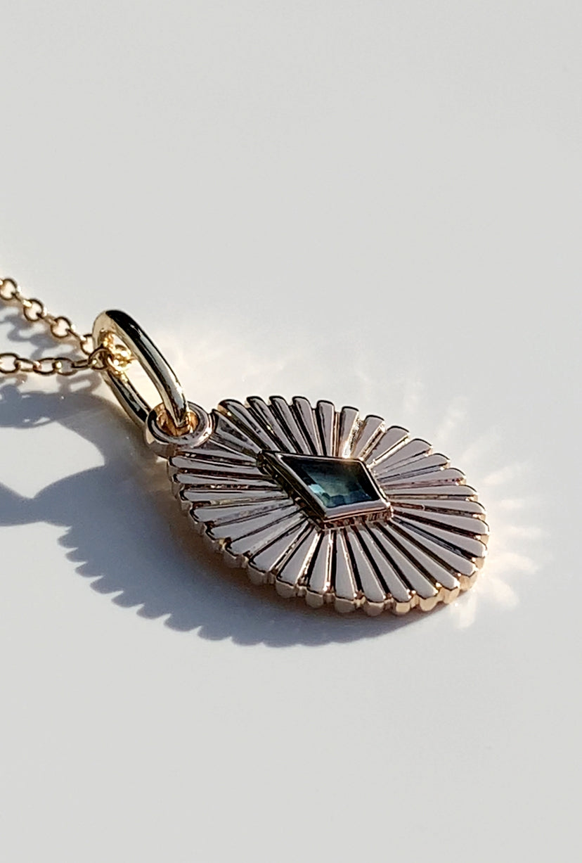 Radiant sapphire charm in 14K Yellow
