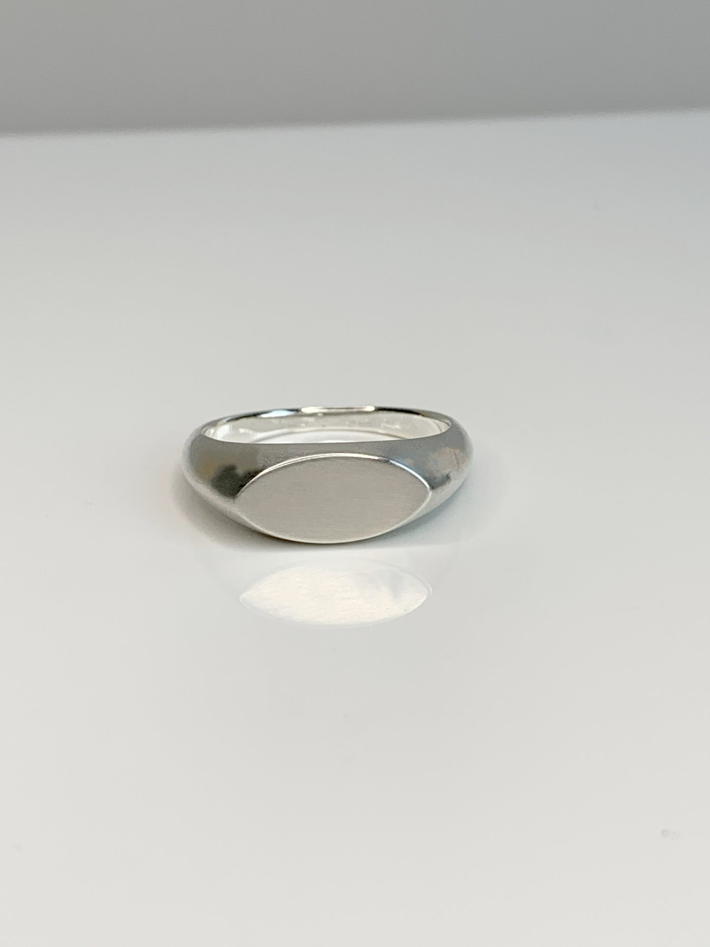 Teardrop signet 14k