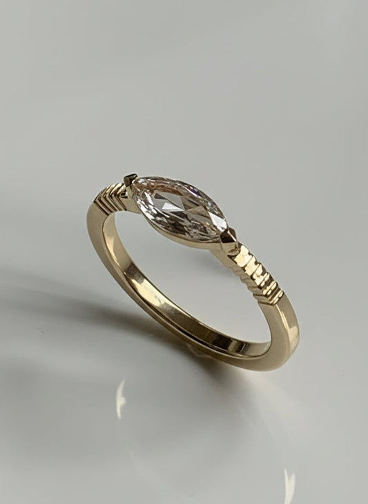 .82ct Marquise White Rosecut Sapphire Ring - 14k Gold