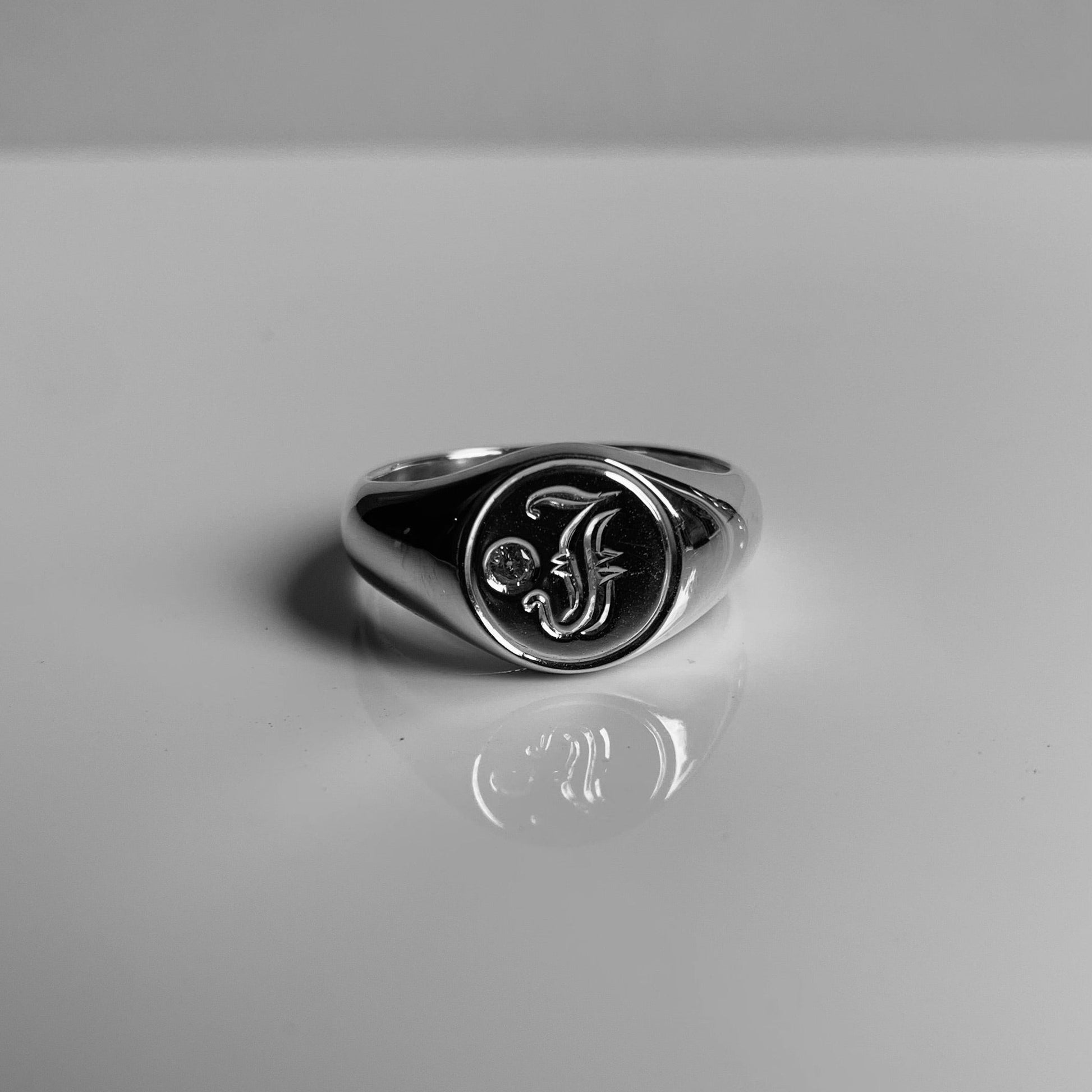 signet ring old english 