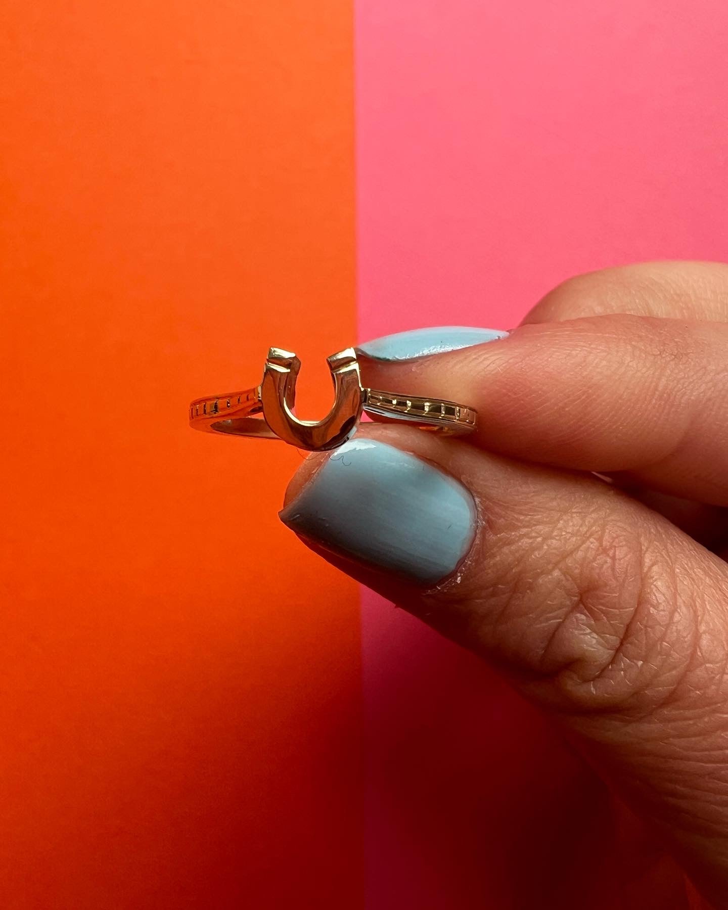 Magnetic Hidden Diamonds Ring - 14k