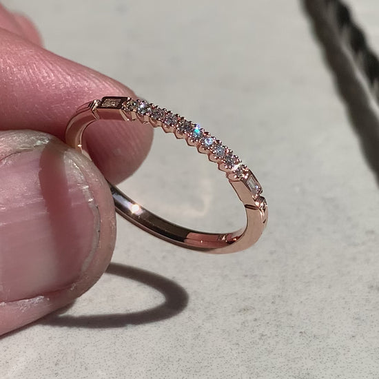 video of ring in rose gold