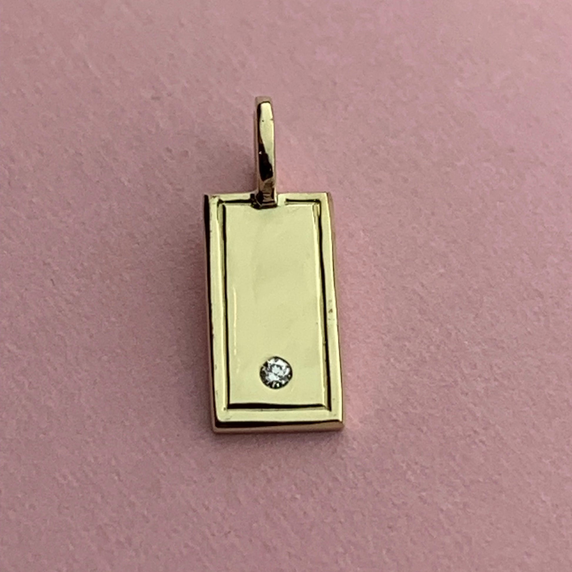 single diamond charm